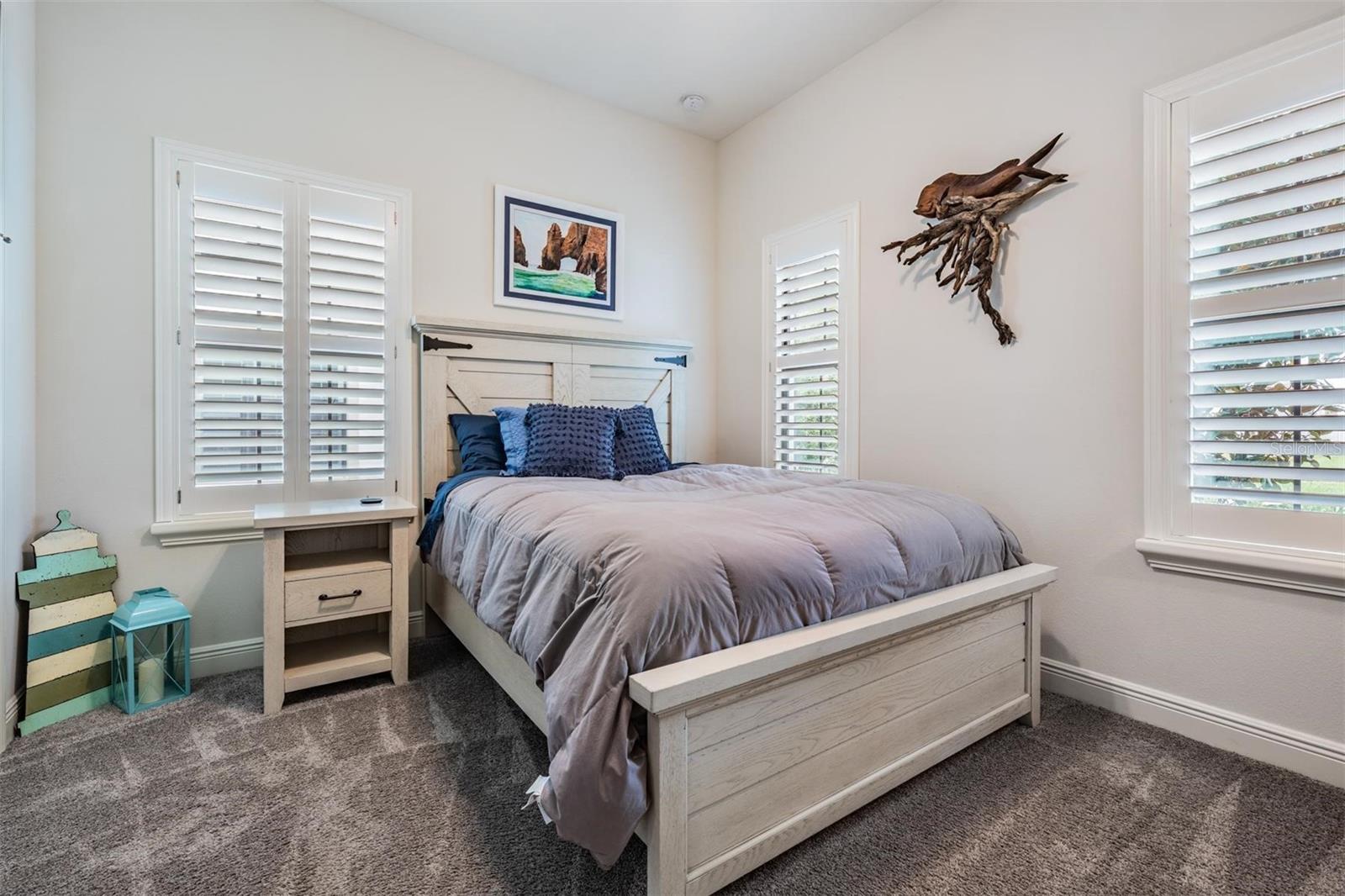 PRISTINE LAKE PRESERVE - Residential