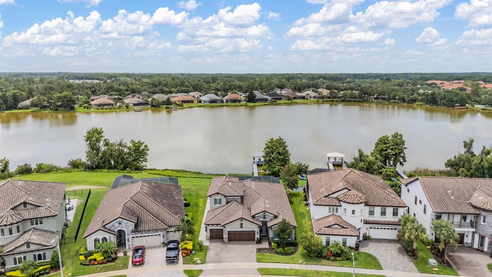PRISTINE LAKE PRESERVE - Residential