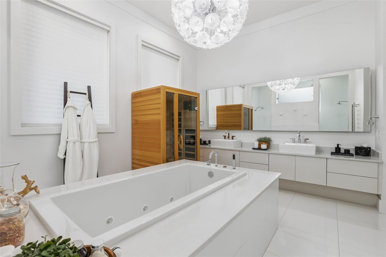 KEENES POINTE - Residential