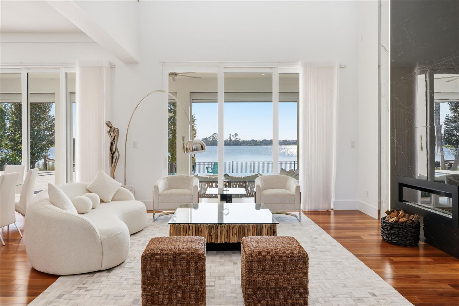 Casas a venda 4 - Jen Dantas 11618 VINCI DRIVE