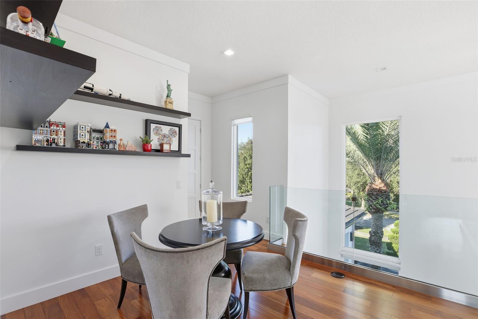 KEENES POINTE - Residential