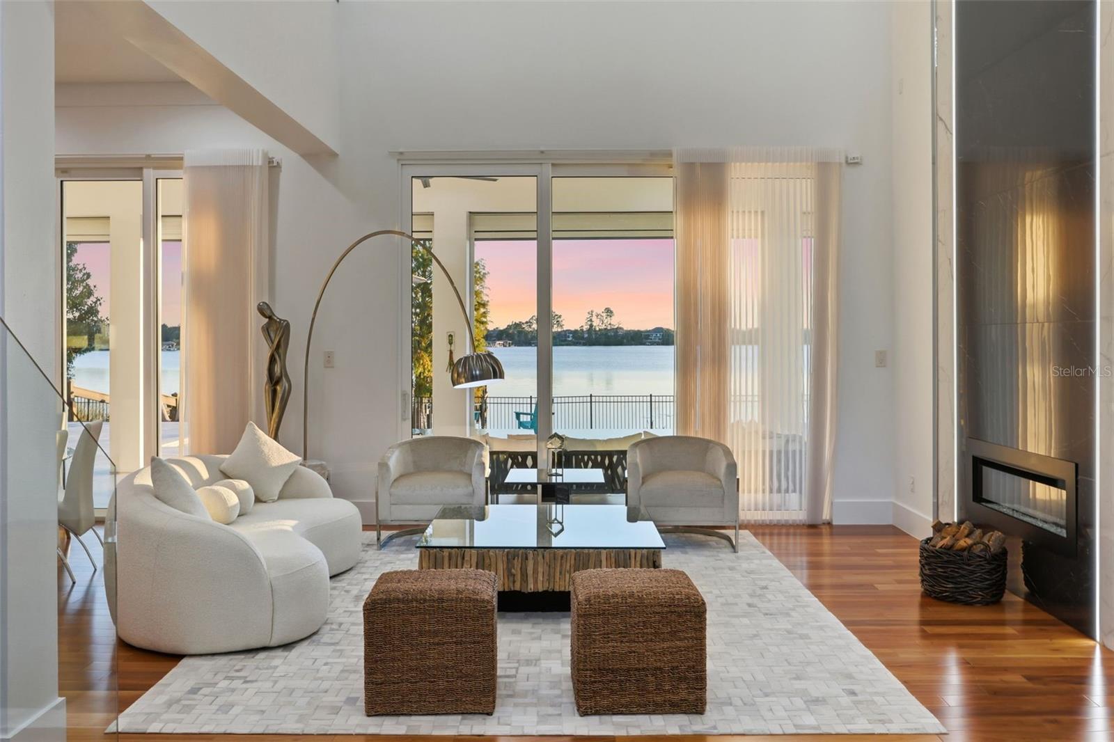 KEENES POINTE - Residential