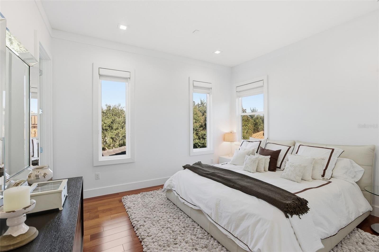 KEENES POINTE - Residential