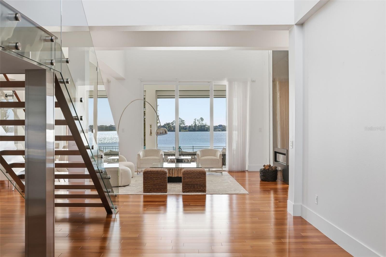 Casas a venda 3 - Jen Dantas 11618 VINCI DRIVE