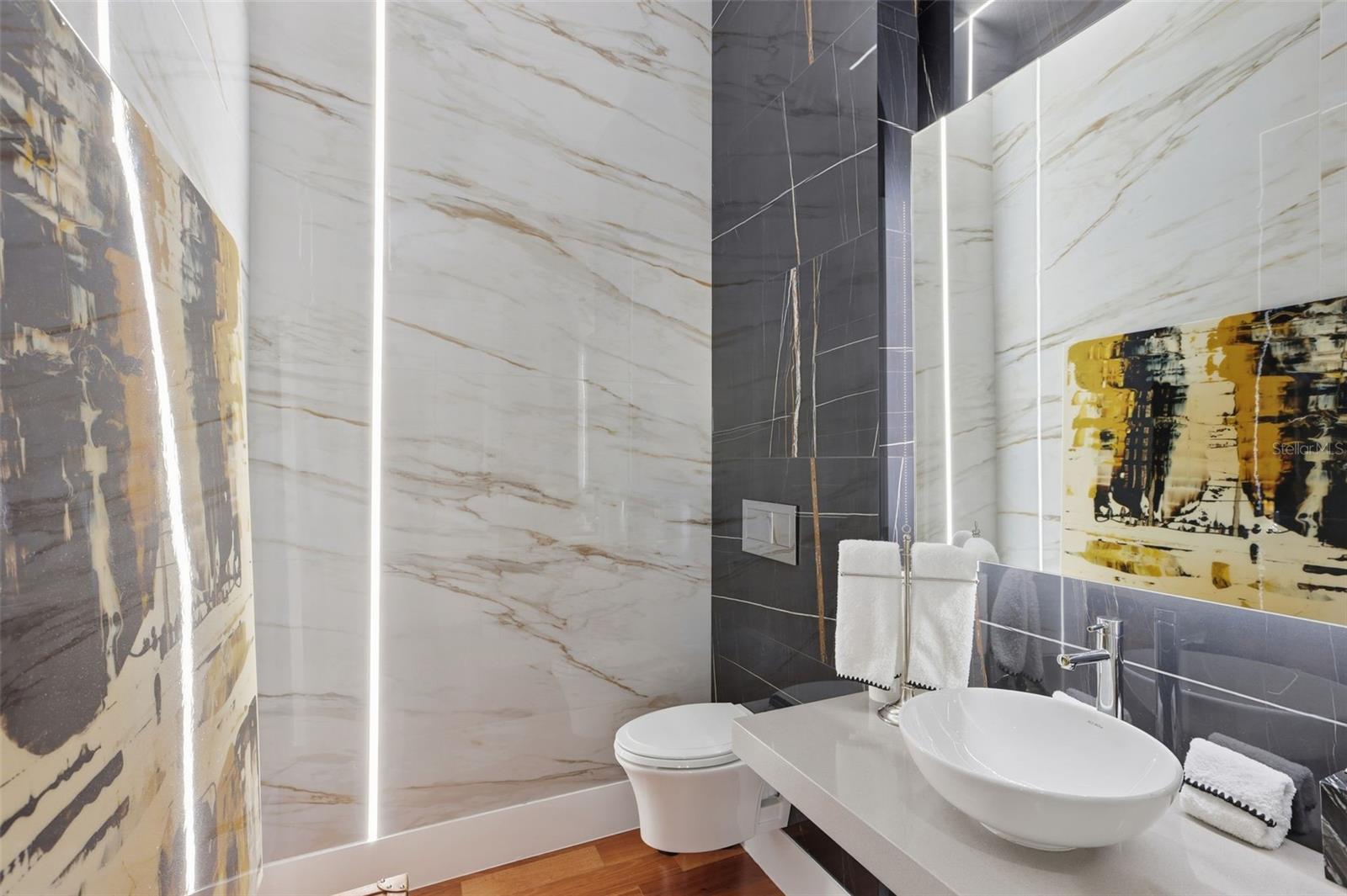 KEENES POINTE - Residential