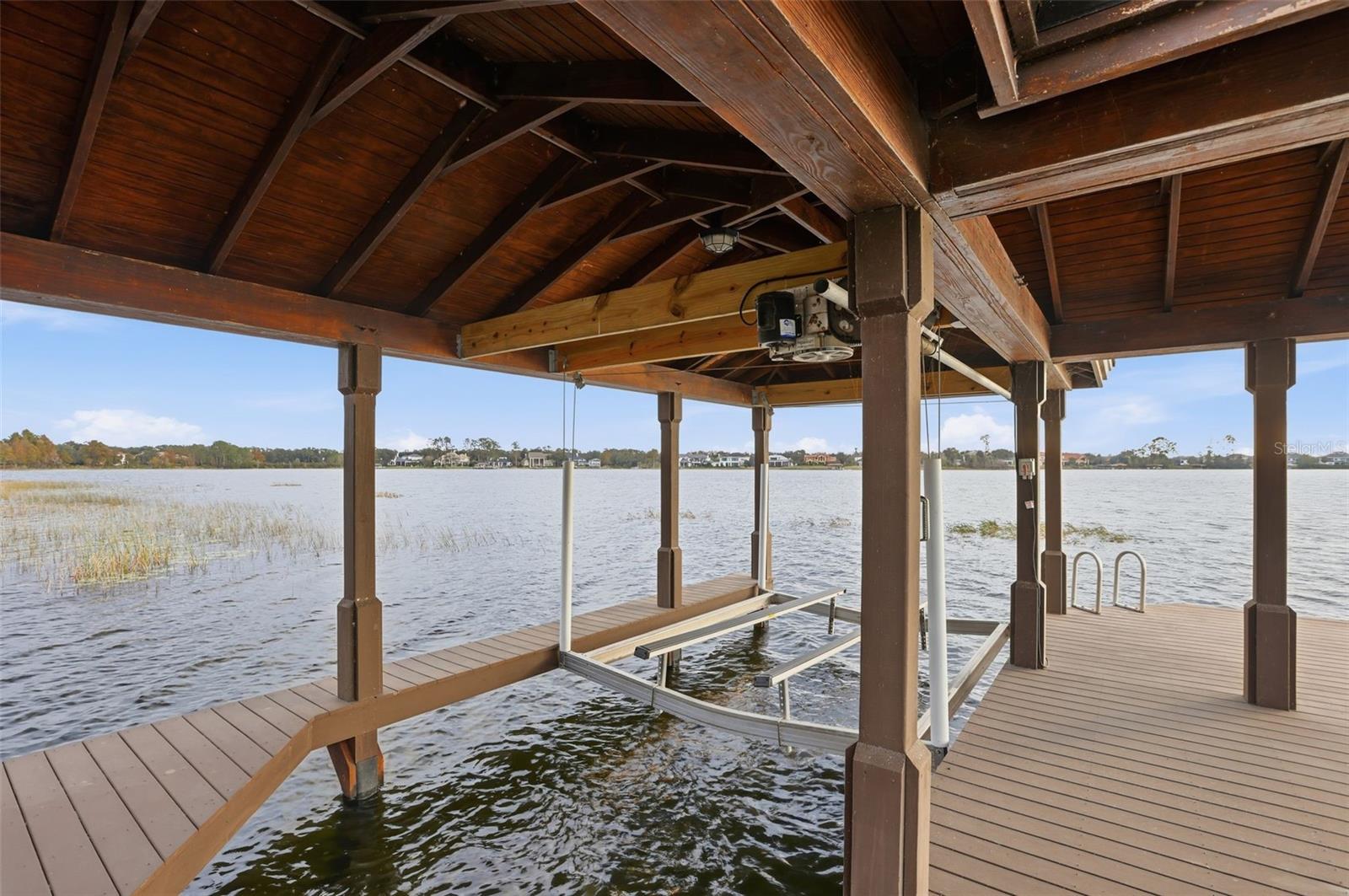 KEENES POINTE - Residential