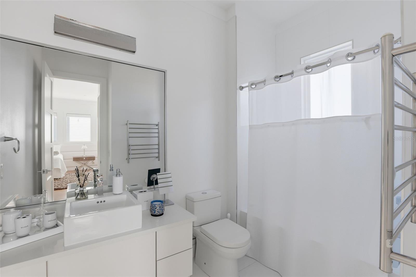 KEENES POINTE - Residential