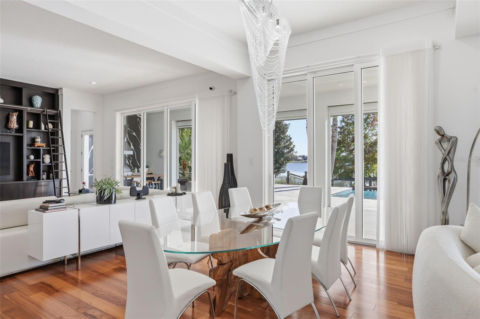 KEENES POINTE - Residential