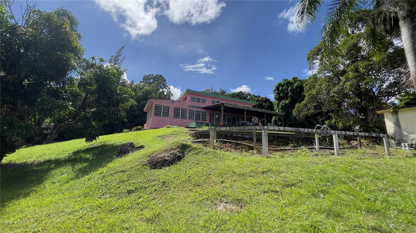 GUZMAN ARRIBA, WARD - Residential