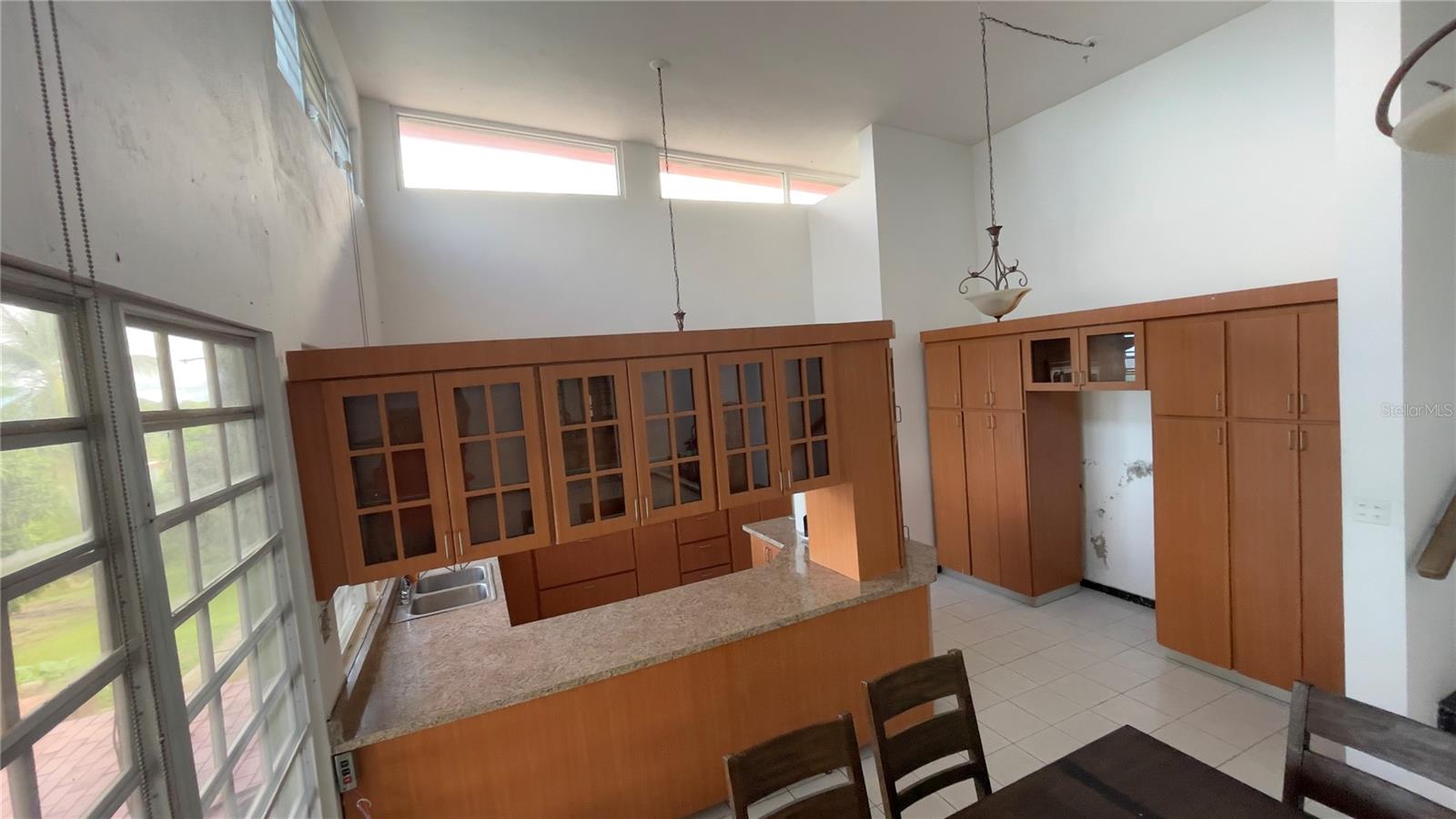 GUZMAN ARRIBA, WARD - Residential