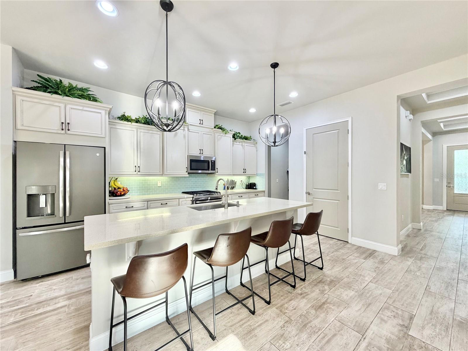 OAKMONT - Residential