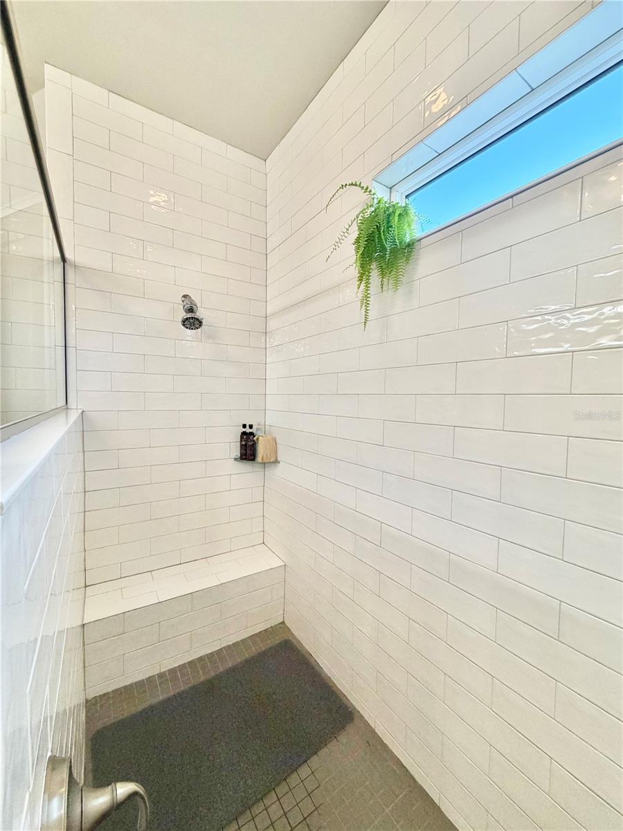 OAKMONT - Residential