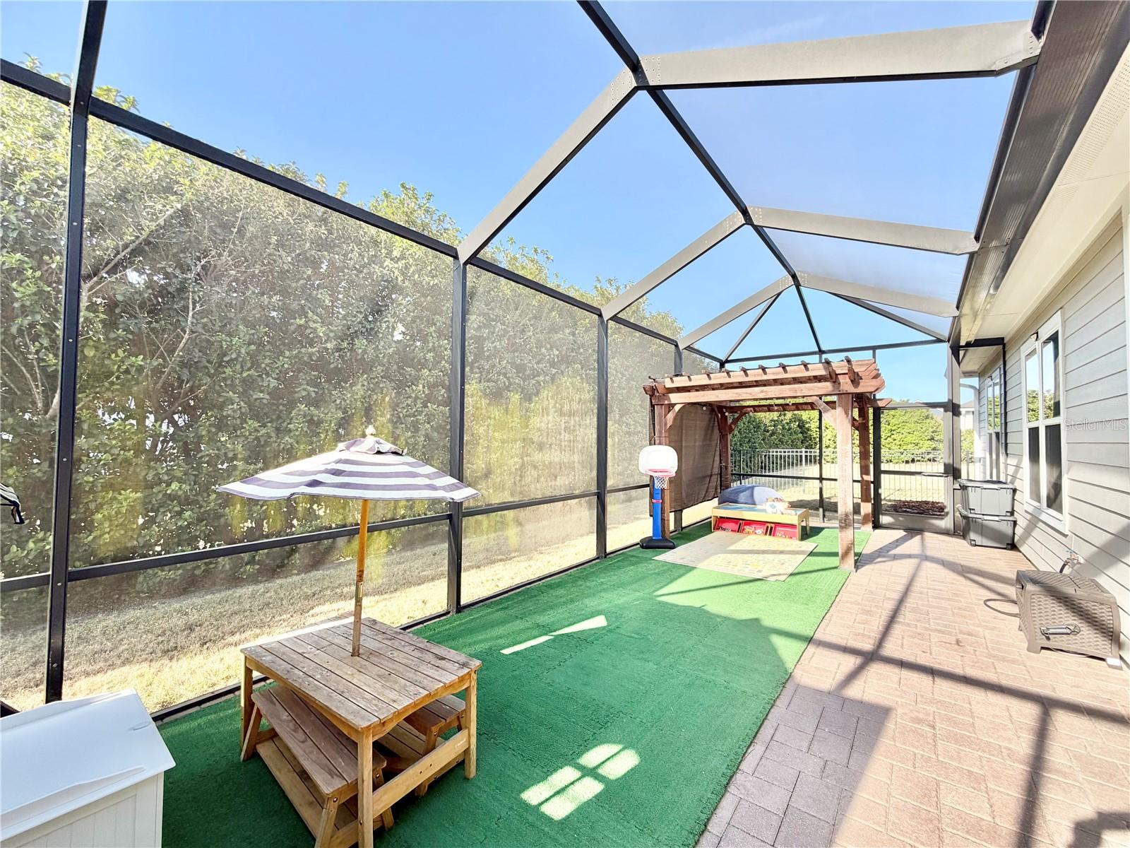 OAKMONT - Residential