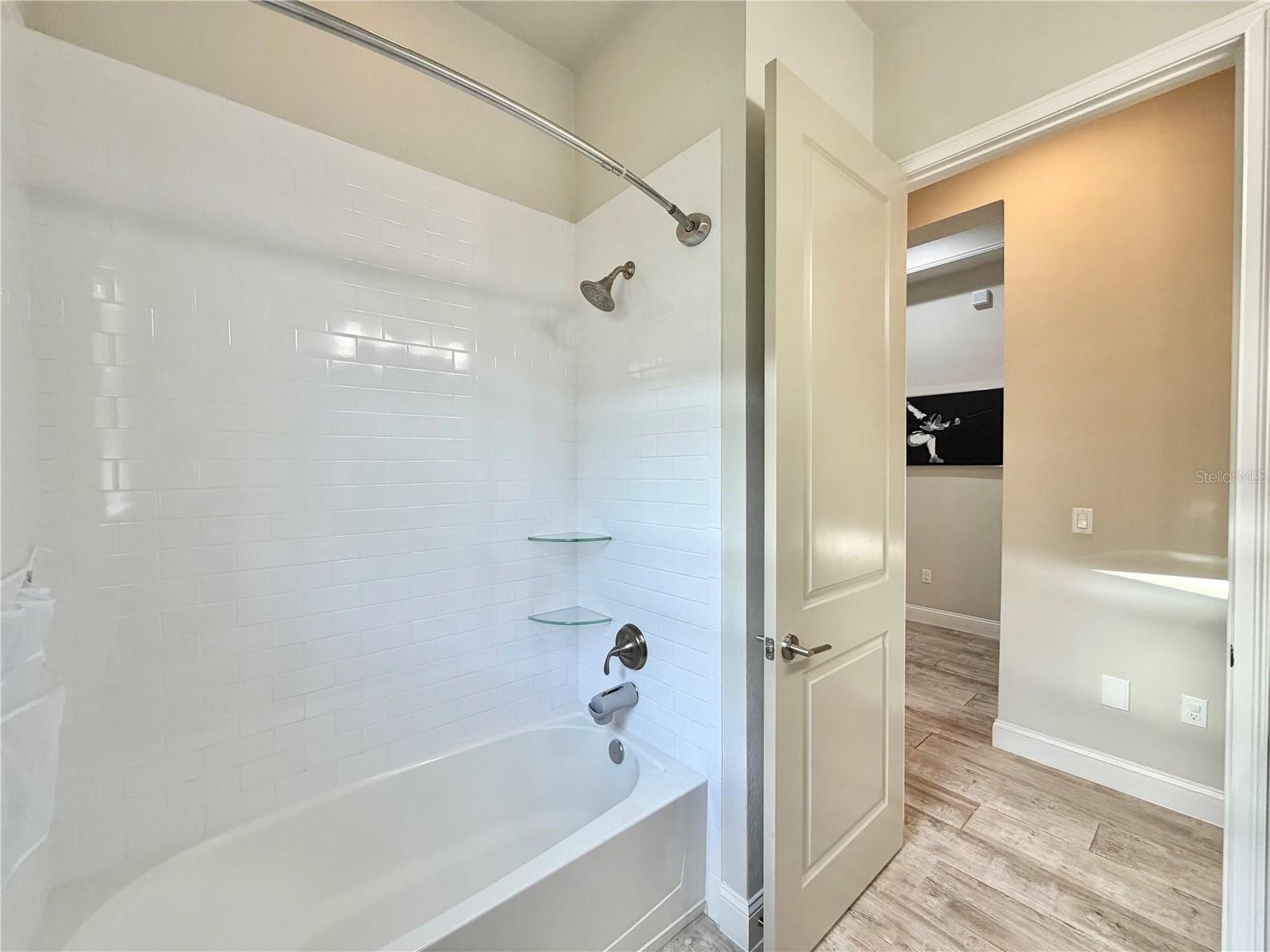 OAKMONT - Residential