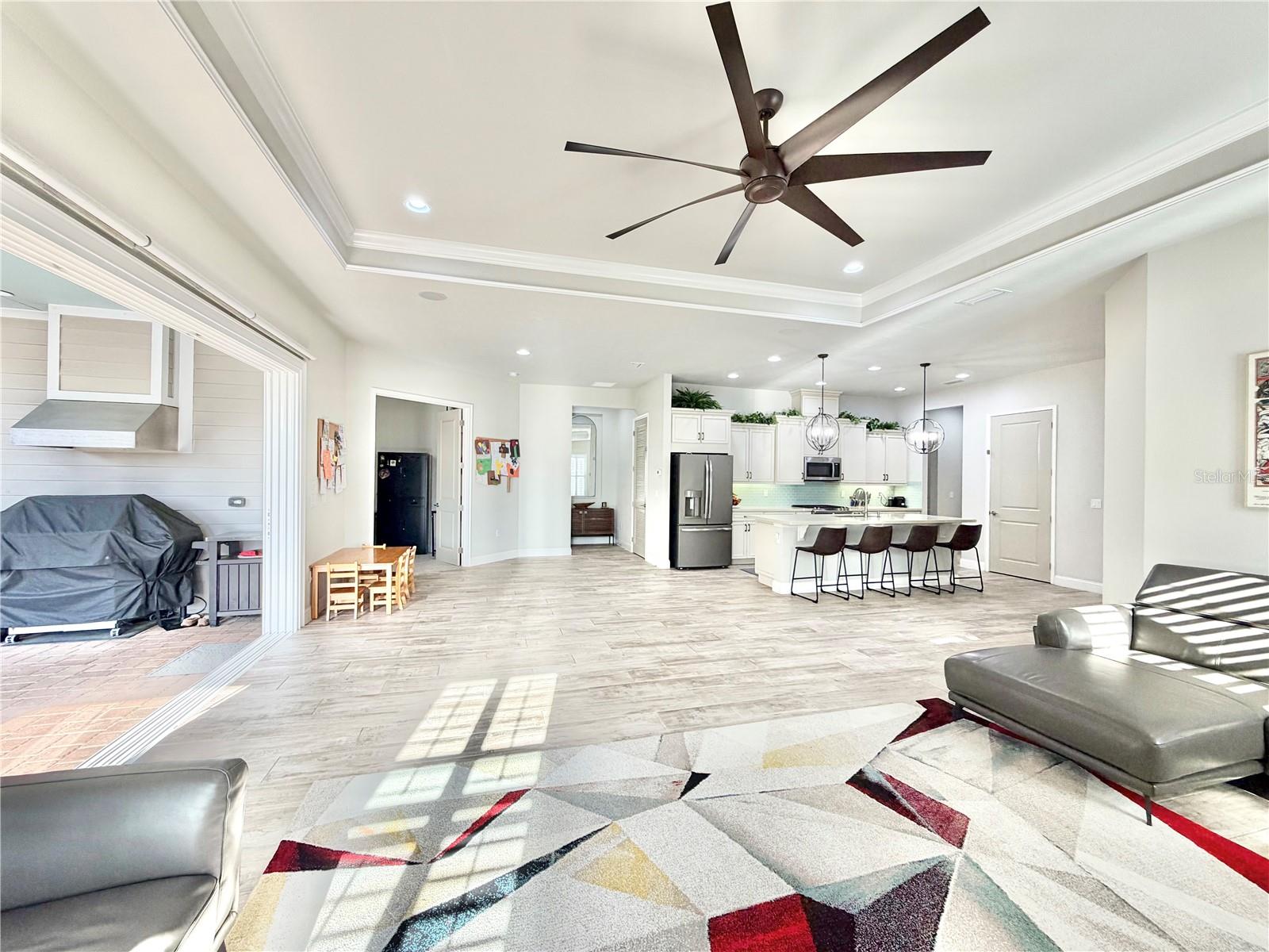 OAKMONT - Residential