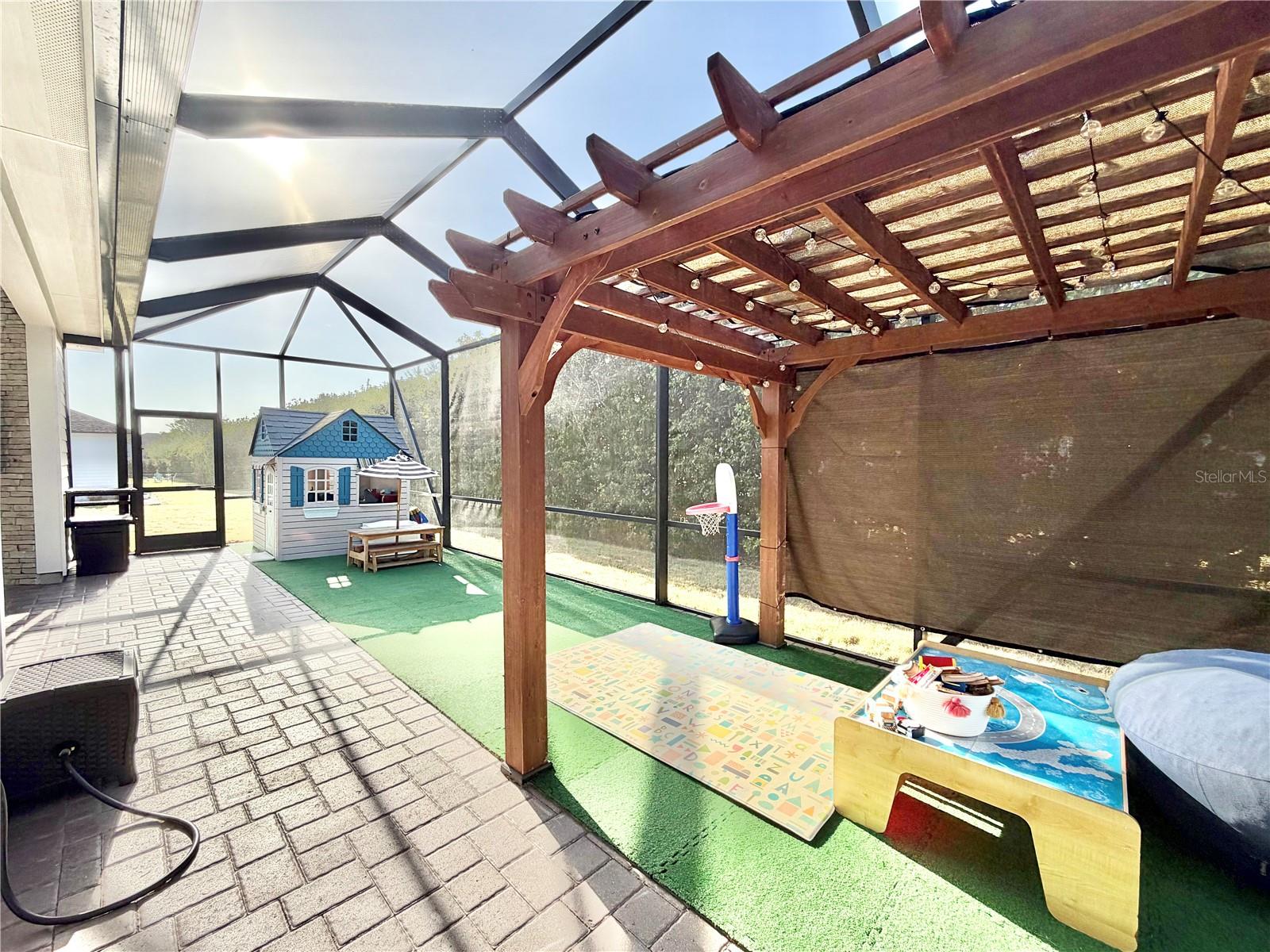 OAKMONT - Residential