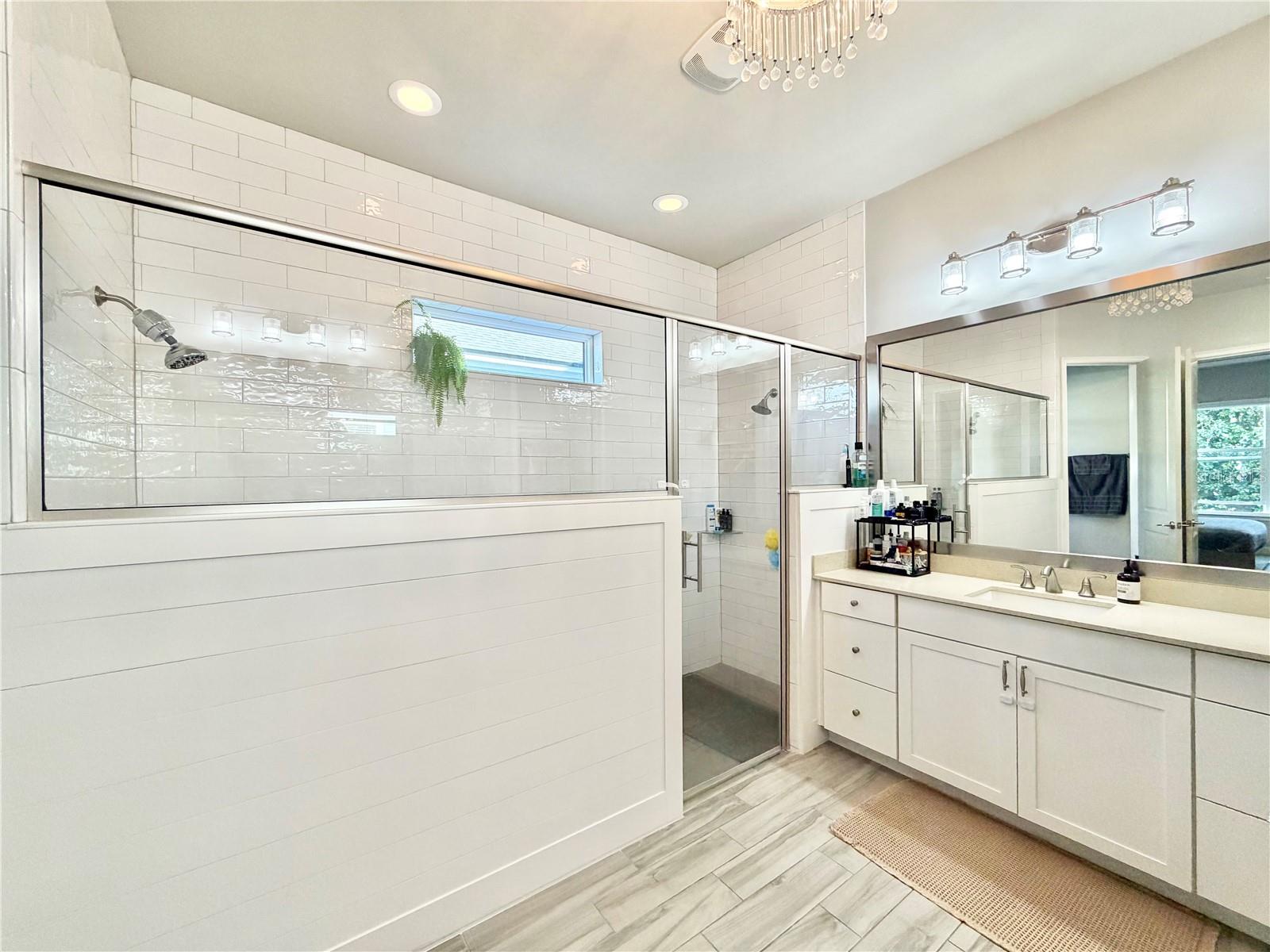 OAKMONT - Residential