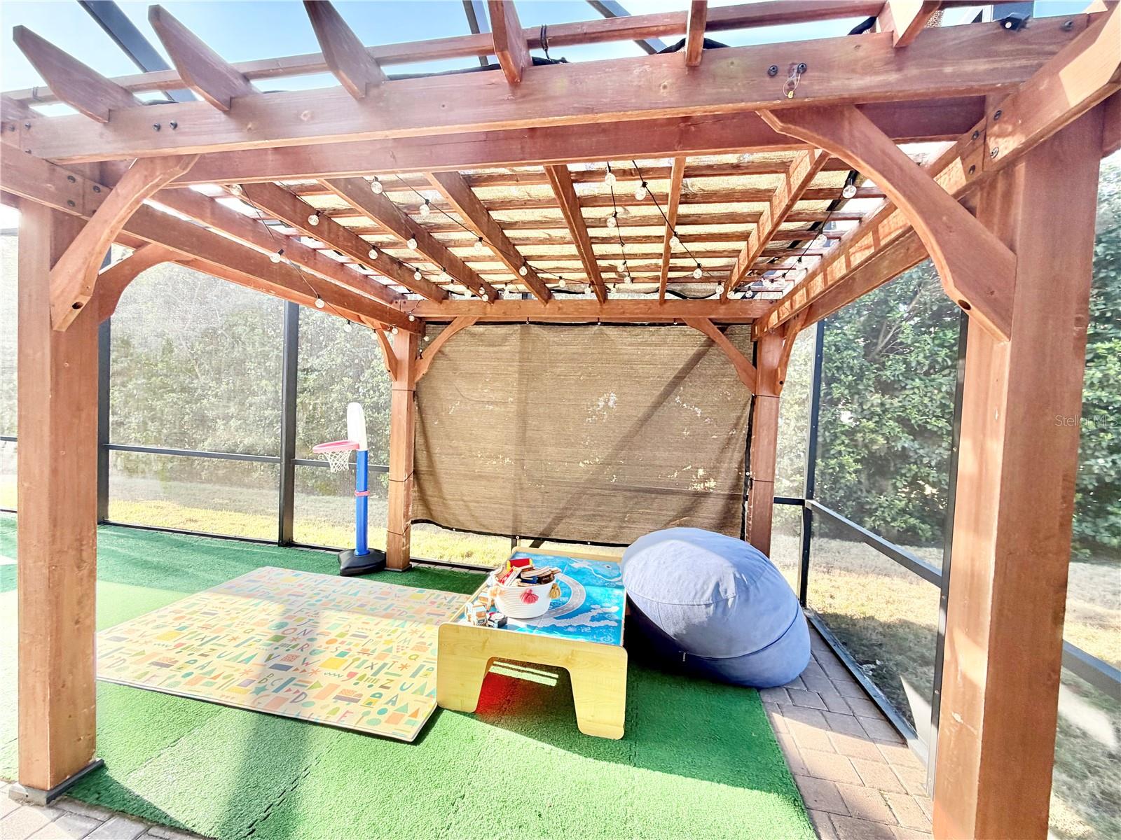 OAKMONT - Residential