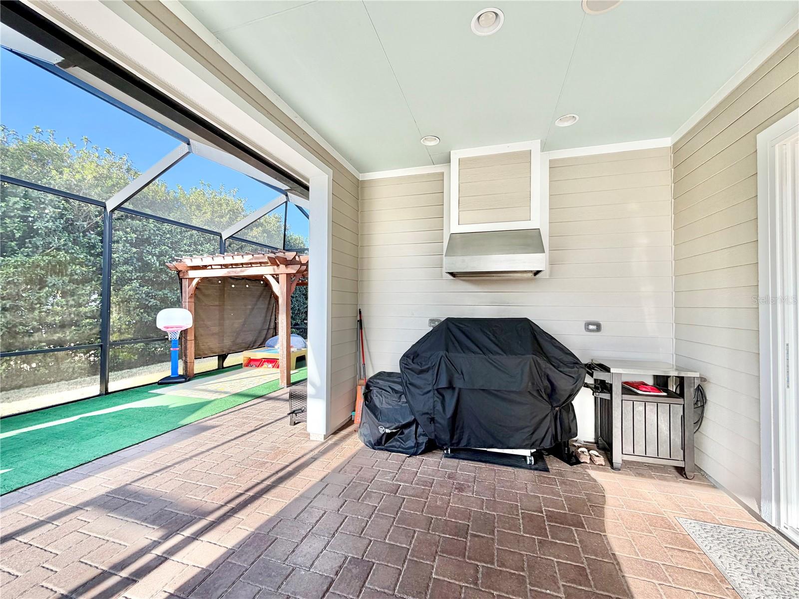 OAKMONT - Residential