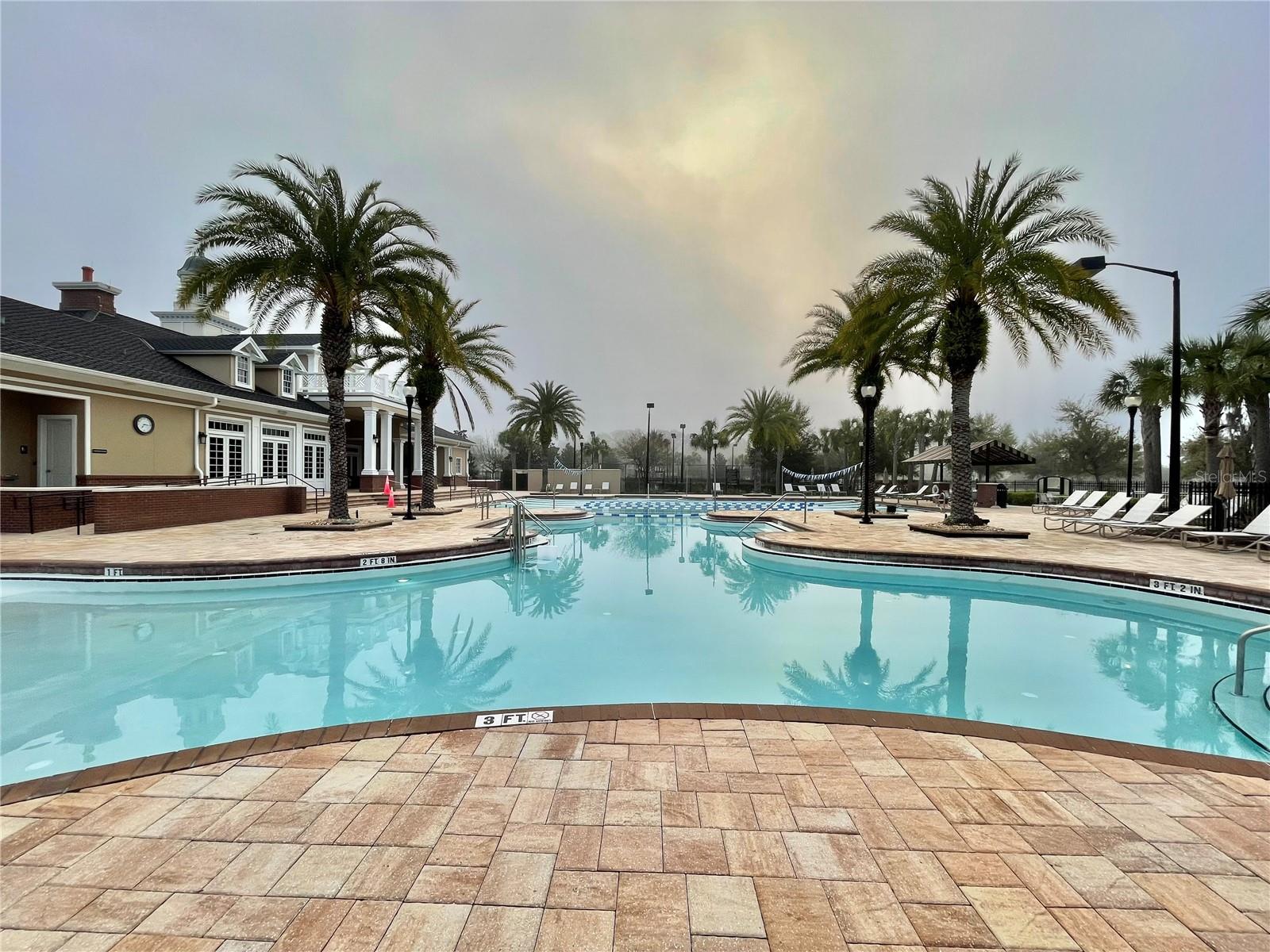 OAKMONT - Residential