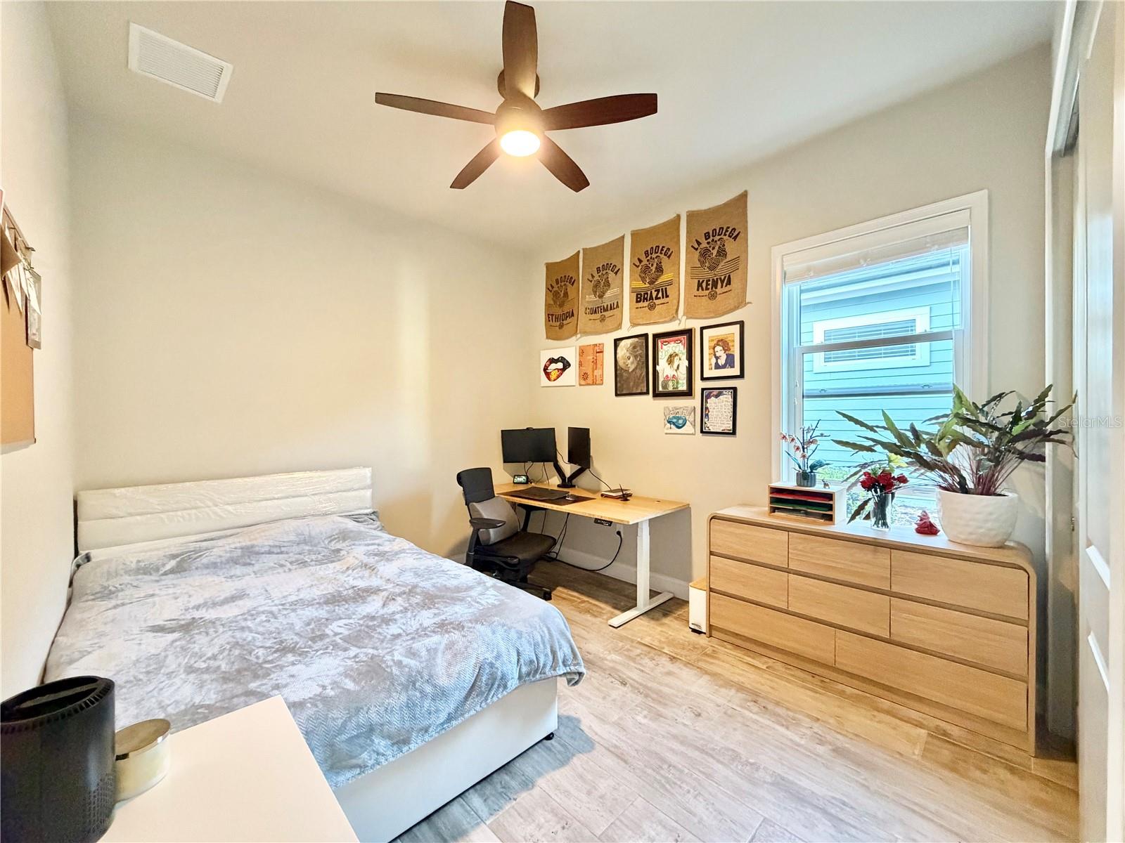 OAKMONT - Residential