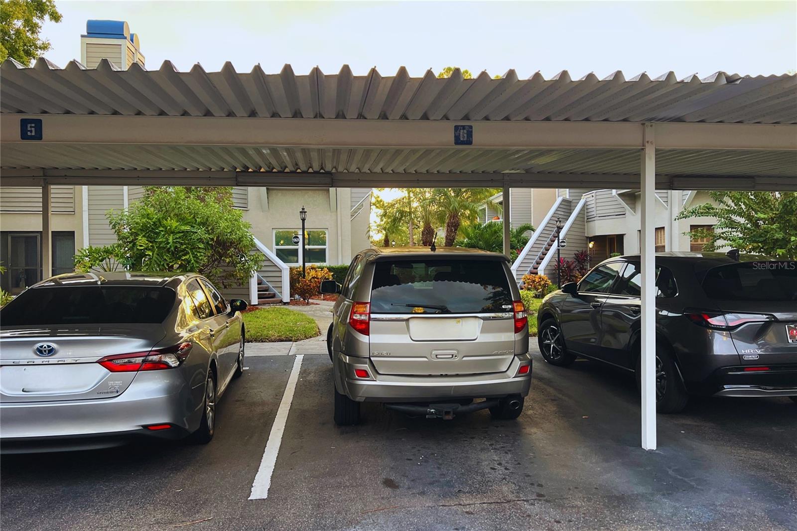 MAIDSTONE CONDO - Residential