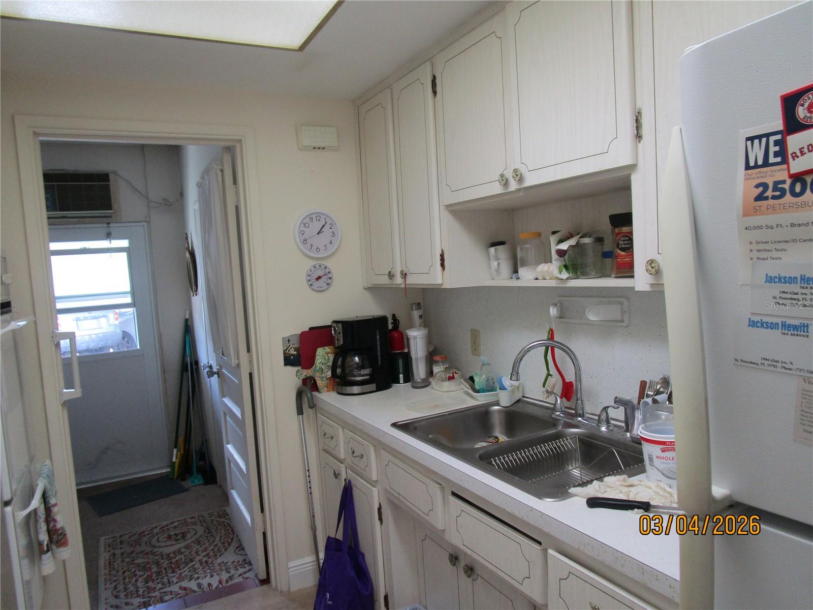 TOWN APTS CONDO - Residential