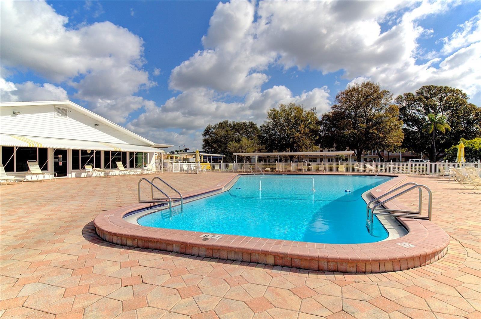 TOWN APTS CONDO - Residential