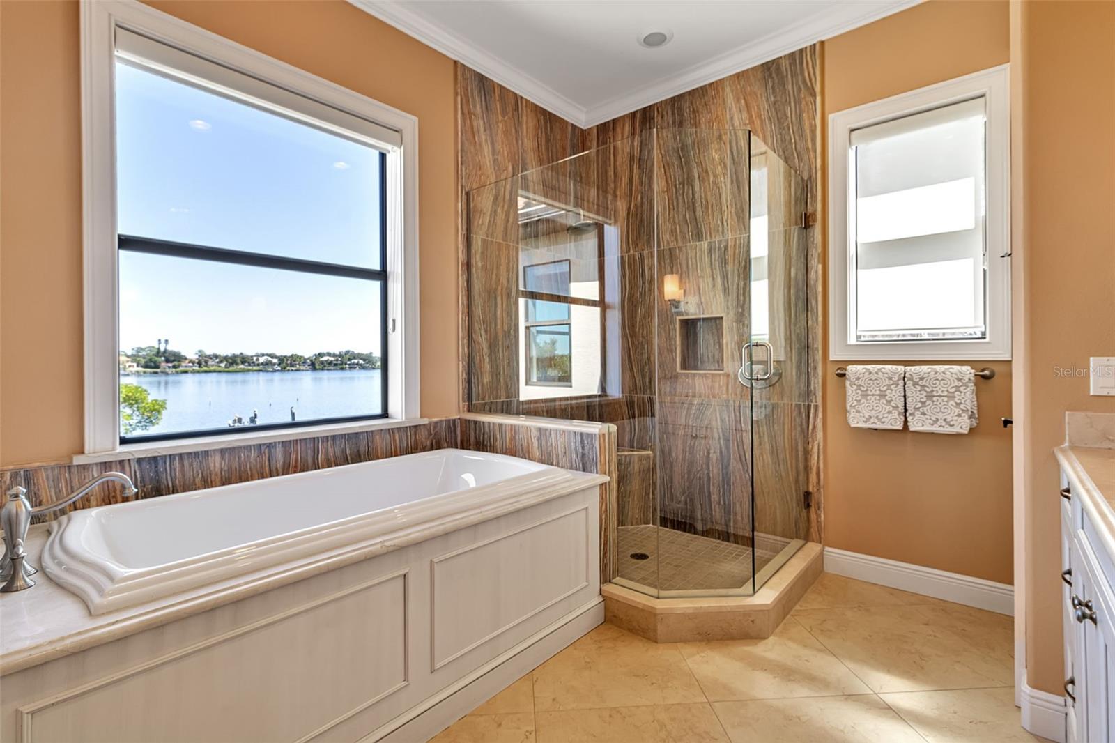 CASEY KEY - Residential