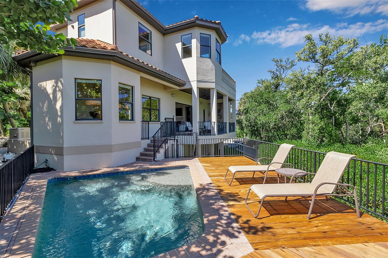 CASEY KEY - Residential