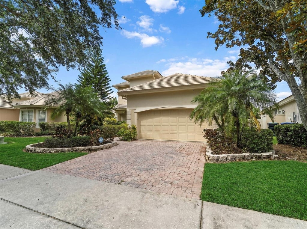 Photo of 10513 Holly Crest Drive, Orlando, FL 32836 (MLS # O6415072)
