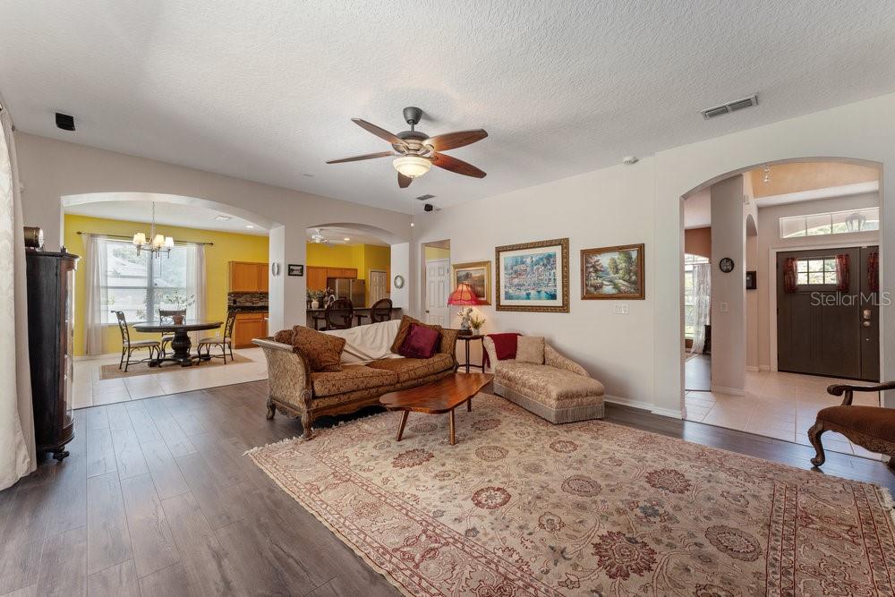 SPRING RIDGE ESTATES - Residential