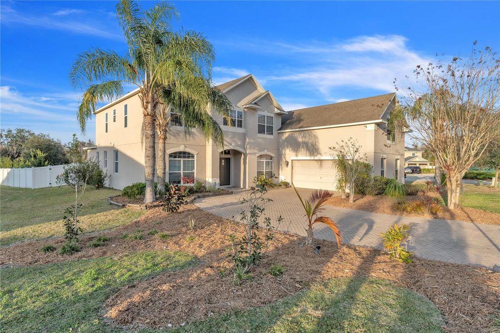 Photo of 3463 Creek Run Lane, Eustis, FL 32736 (MLS # G5111905)