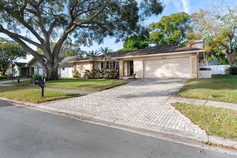 Photo of 3105 Glenwood Court, Safety Harbor, FL 34695 (MLS # TB8460790)