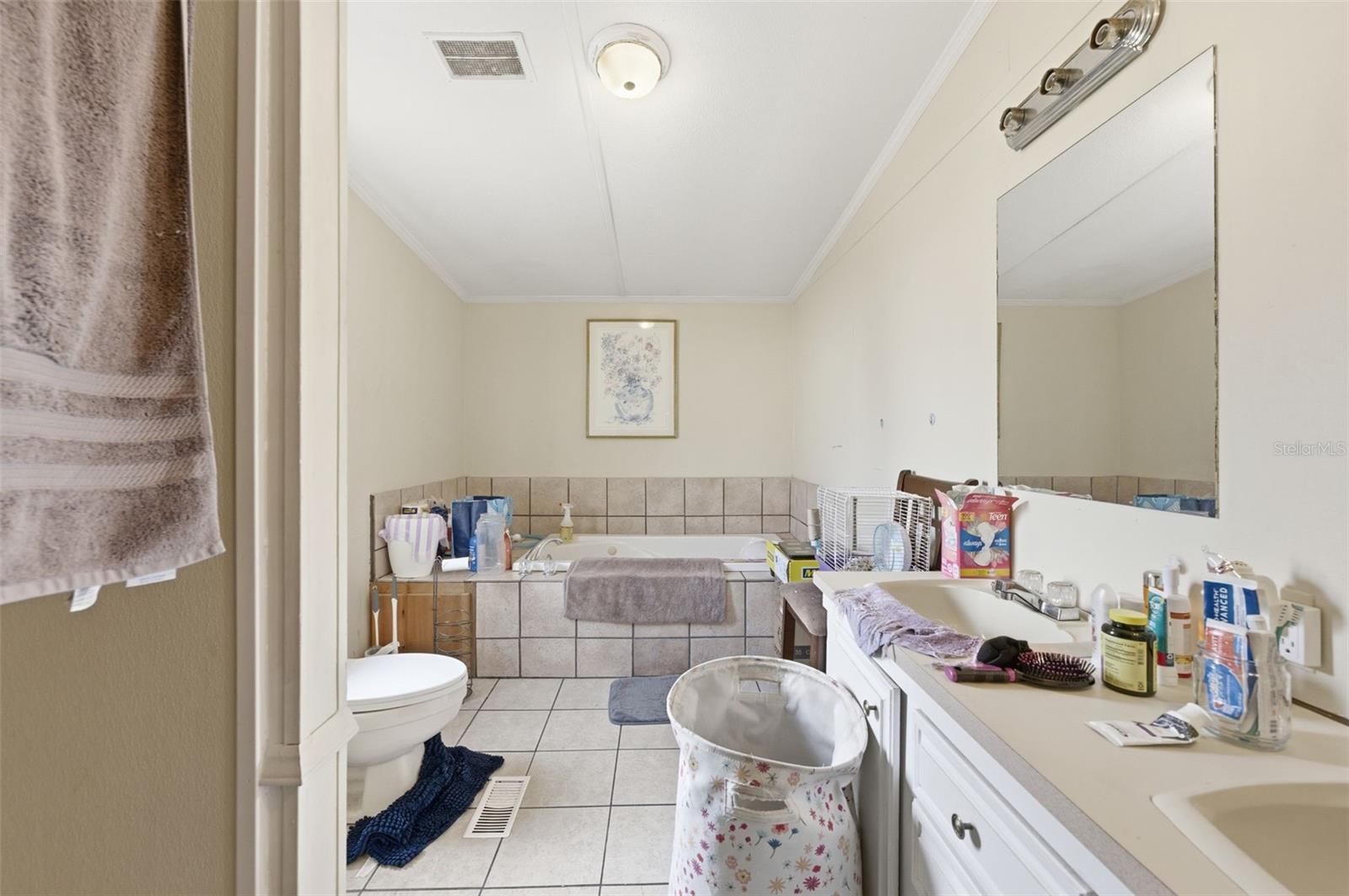 STENHOLM ENTERPRISES UNREC - Residential