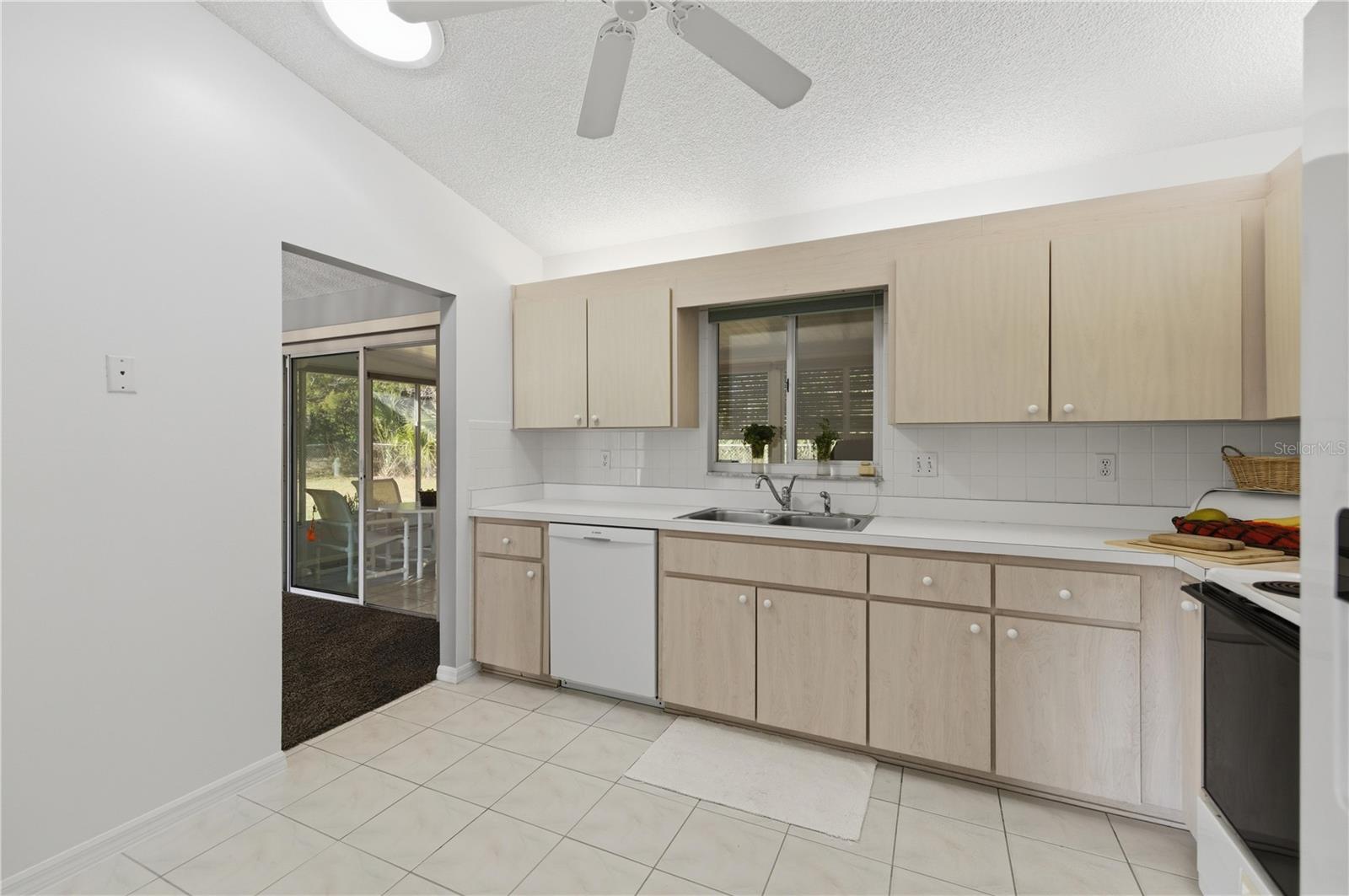 SPRUCE CRK SOUTH 13 - Residential