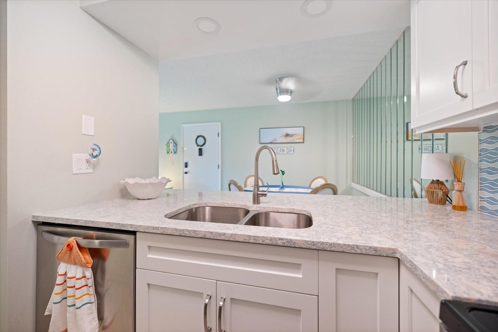 BIRD BAY V - Residential Lease