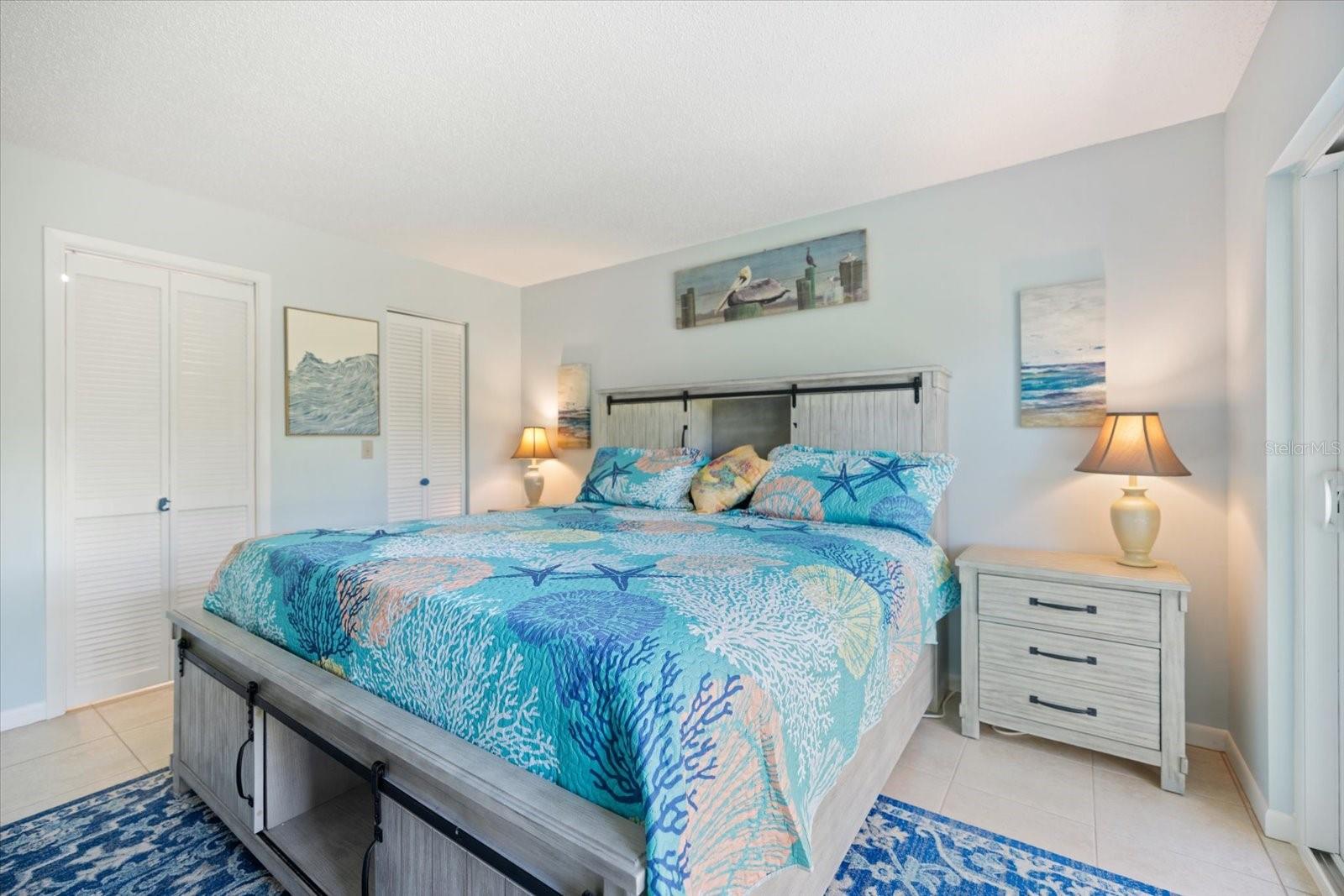BIRD BAY V - Residential Lease