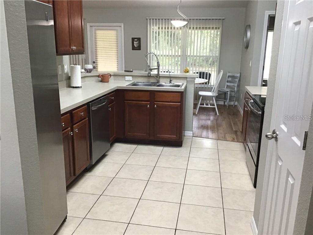 PORT CHARLOTTE SUB 07 - Residential Lease