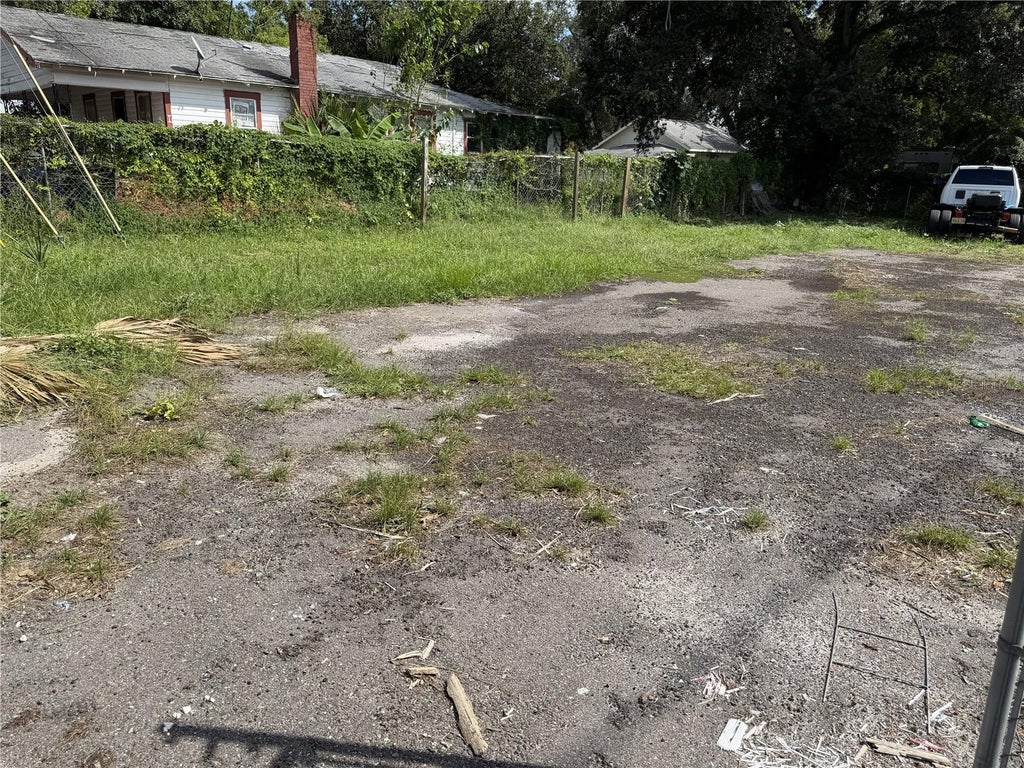 Photo of 1911 N 34 Th St, Tampa, FL 33605 (MLS # TB8552561)