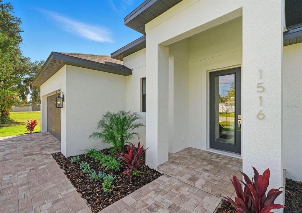 Photo of 1516 Sawyerwood Avenue, Orlando, FL 32809 (MLS # O6372355)