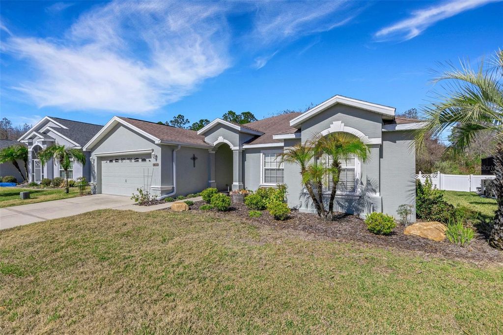 Photo of 3906 Whistlewood Circle, Lakeland, FL 33811 (MLS # L4958938)