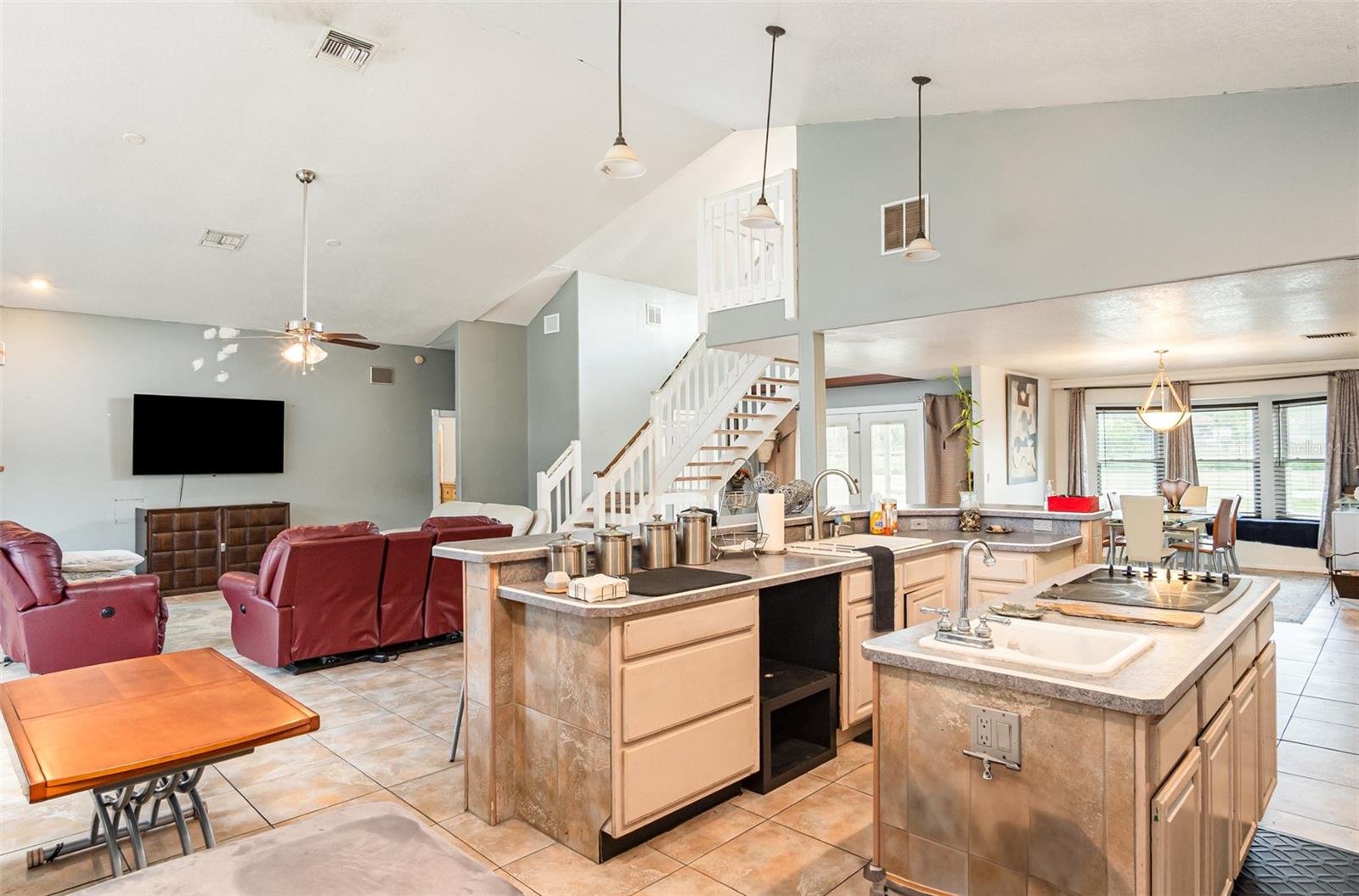 SANFORD FARMS - Residential