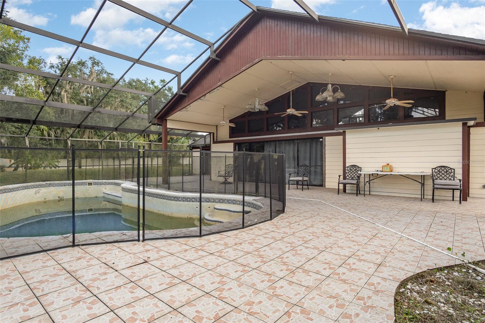 SANFORD FARMS - Residential