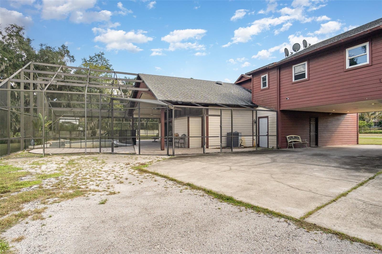 SANFORD FARMS - Residential