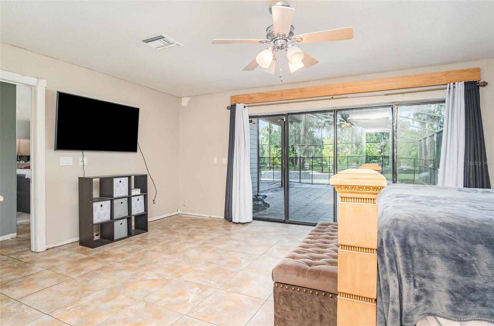 SANFORD FARMS - Residential