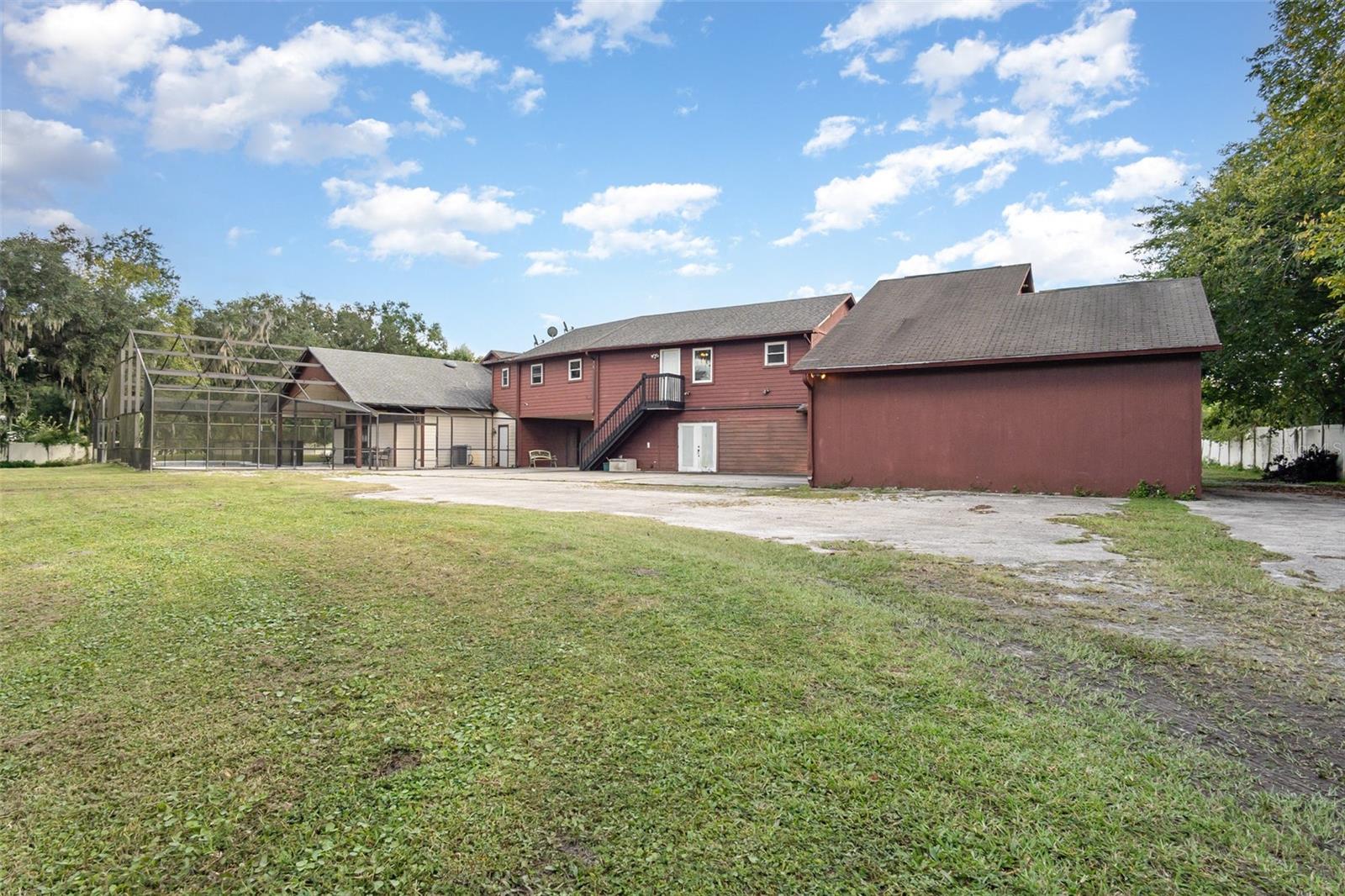 SANFORD FARMS - Residential