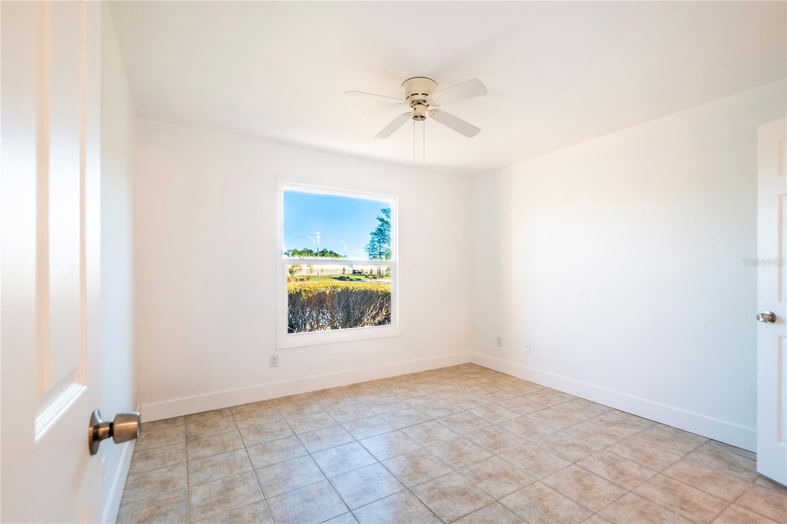 WINDJAMMER CONDO - Residential