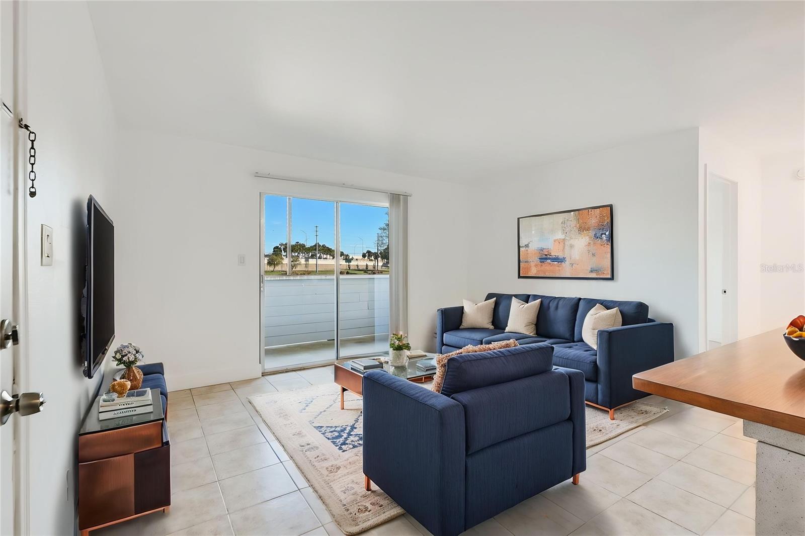 WINDJAMMER CONDO - Residential