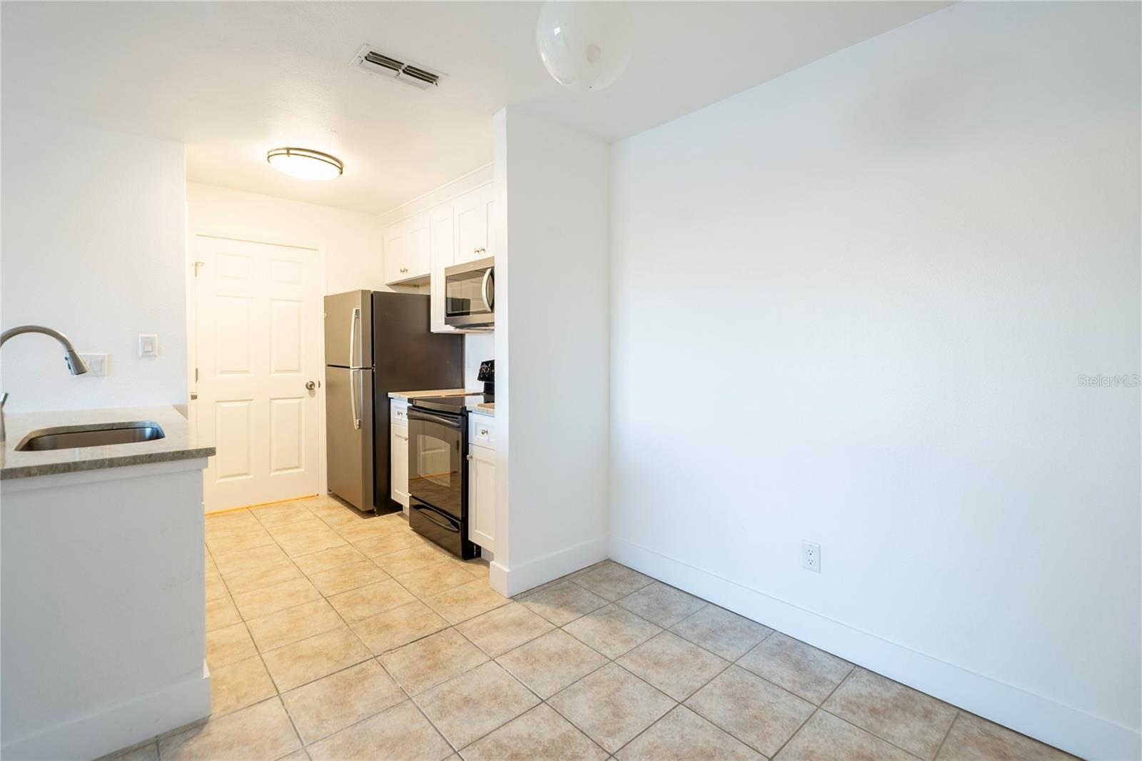 WINDJAMMER CONDO - Residential